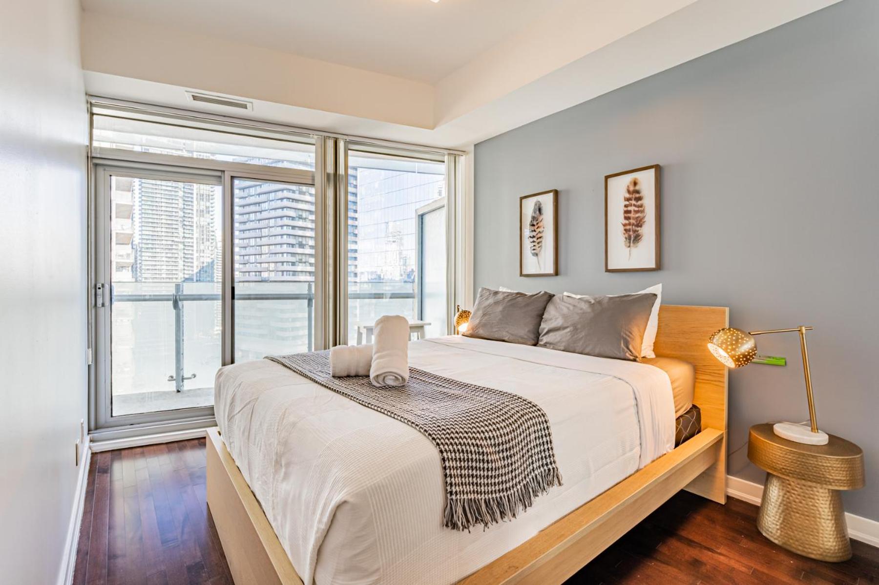 York Suites 5 Торонто Екстер'єр фото